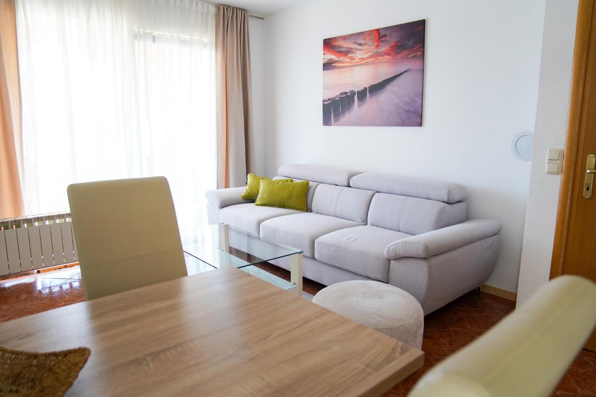 Ferienwohnung Apartman Lana Omišalj Exterior foto