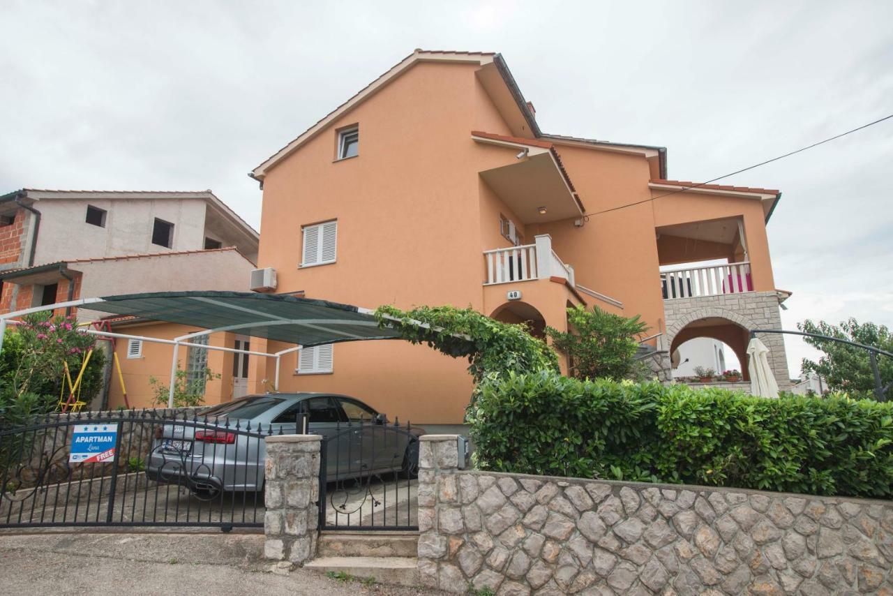 Ferienwohnung Apartman Lana Omišalj Exterior foto